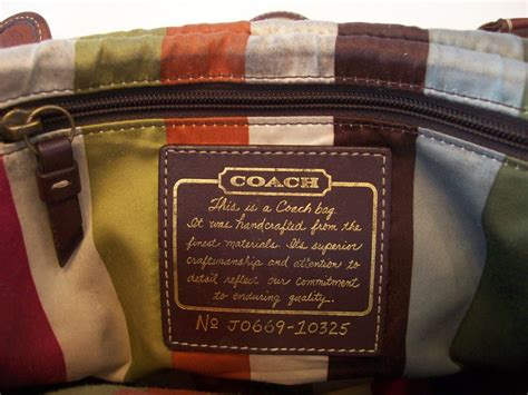 do all coach bags have a creed